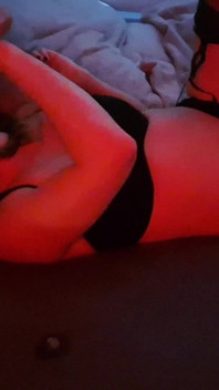 Merokok XXL Dildo Menghisap