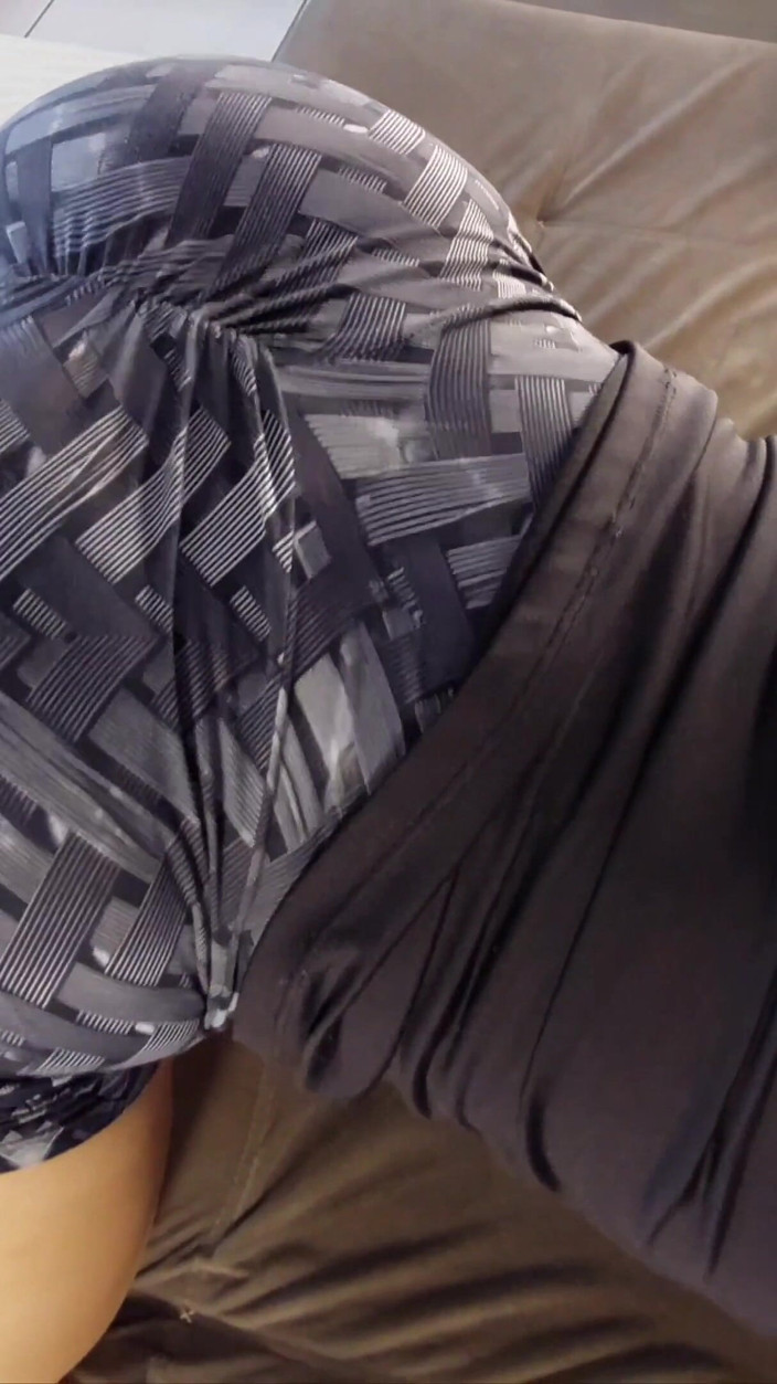 Depuane: StepSis Bubble Butt in Tight Shorts Made Me Cum Twice