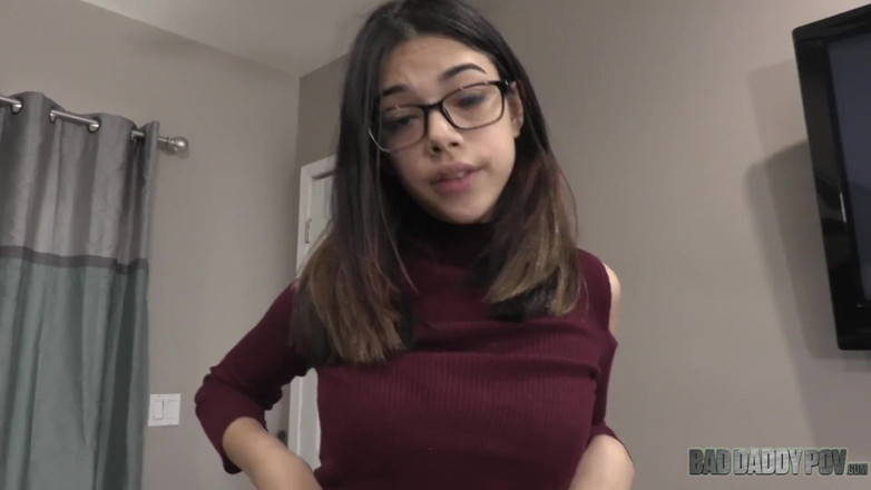 BadStepFamilyPov: 毛むくじゃらのハーモニーワンダーは彼女の継父によって粉砕されます