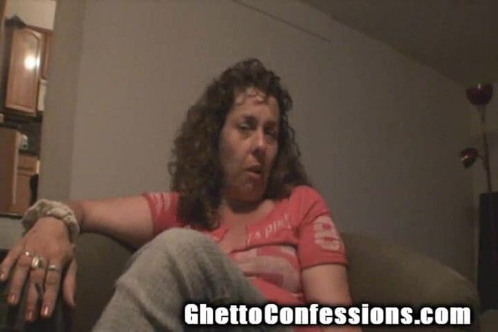 Ghetto Confessions: Неприємна щаслива повія, відтрахана старими чоловіками, відсмоктує член для всіх нас!
