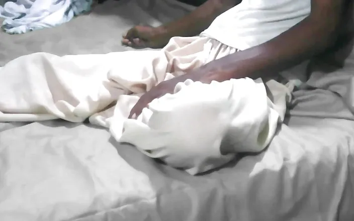 Tarelgc: Your Pussy Is so Tight-pakistani Couple Sex in New Dress...