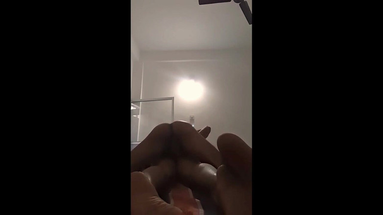 Jesmina: Indiana foda anal