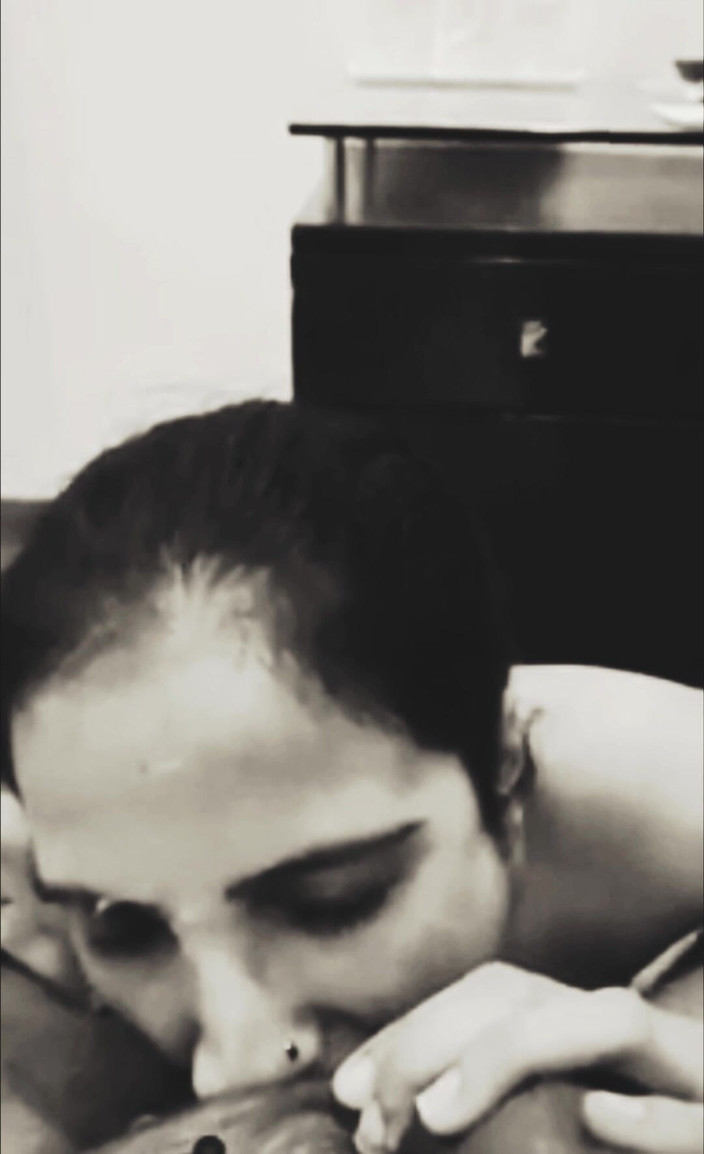 Sanayababhi: Уф мя ааг'я вчитель англійської мови не апне школа ке учень ка лунд чус ке пура мал чус лія