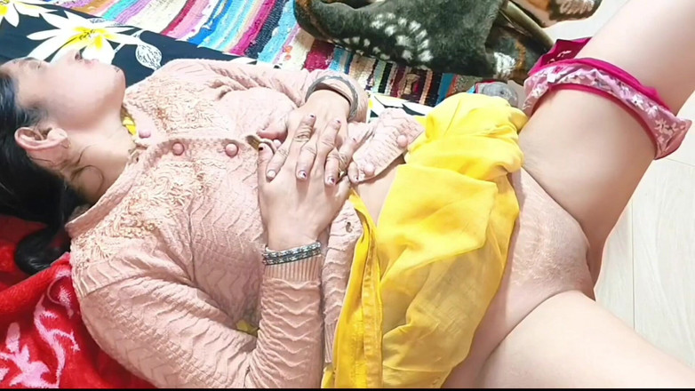 Janvibhabhii: Індійська дружина займається сексом з босом свого чоловіка для підвищення чоловіка