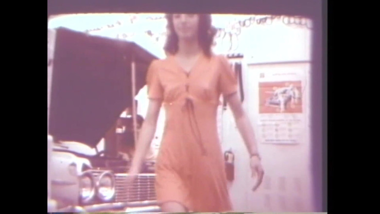 Vintage Megastore Full hd: Abusive Mechanics