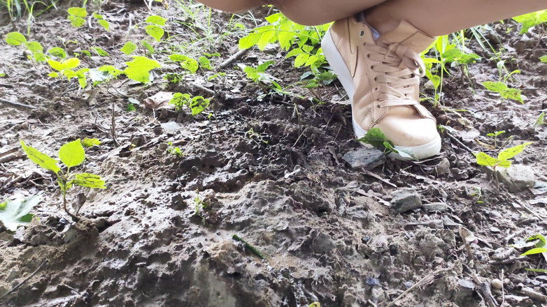 Adele Amber: Hujan dalam alam semula jadi