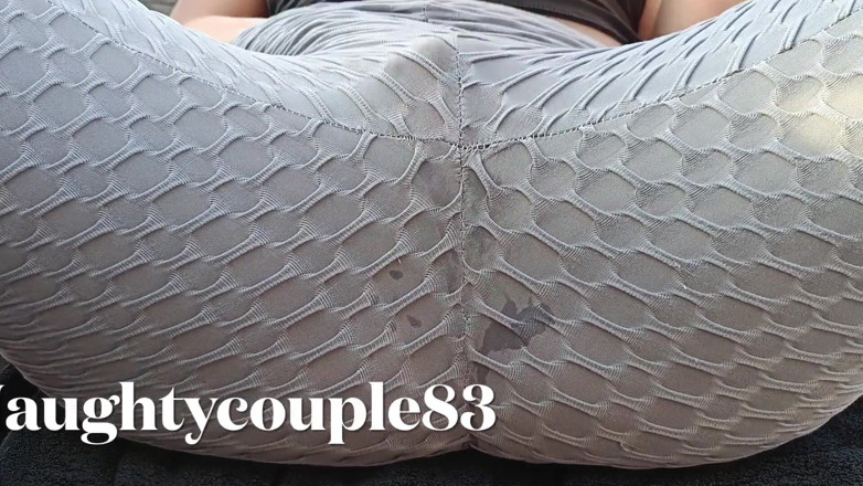 Naughtycouple83: Azgın ıslak orta yaşlı seksi kadın fışkırtıyor