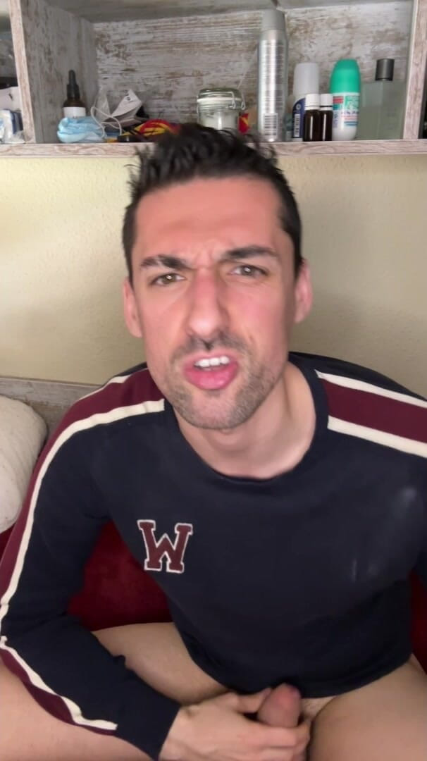 Liam Harding: Hot Stepdaddy Showing off Big Cock and Playing with Vibrator
