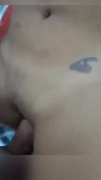 Zou je deze brunette met grote tieten verenigd willen neuken