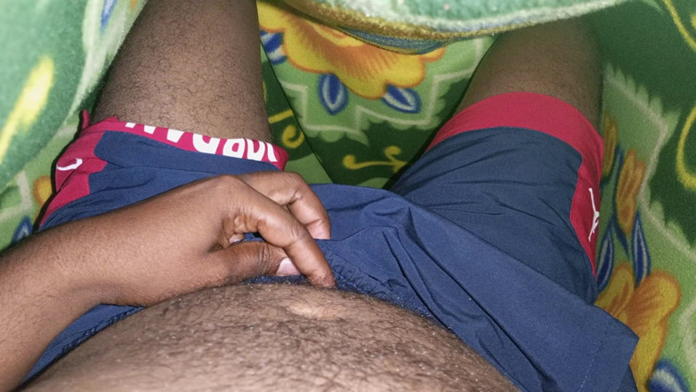 Fucking my wife: Gej chłopiec masturbuje się