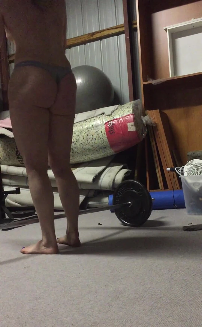 Michellexm: Striptease and Workout