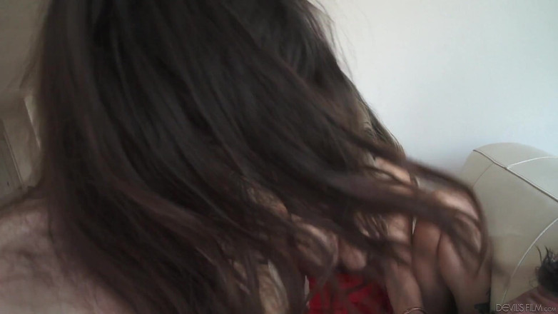 Devils Film: DEVILSFILM - Mój mąż przywiózł do domu swoją kochankę - Nadia Styles...