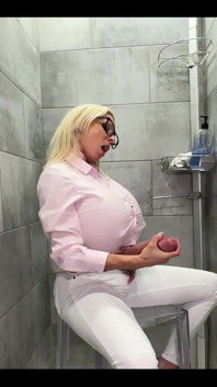 Huge Cumshot on Myself!
