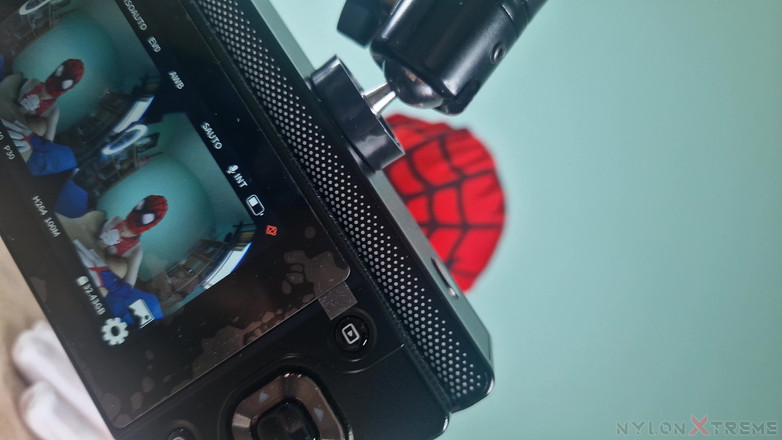 Nylon Xtreme: 시점 엘레나 클라크 스파이더