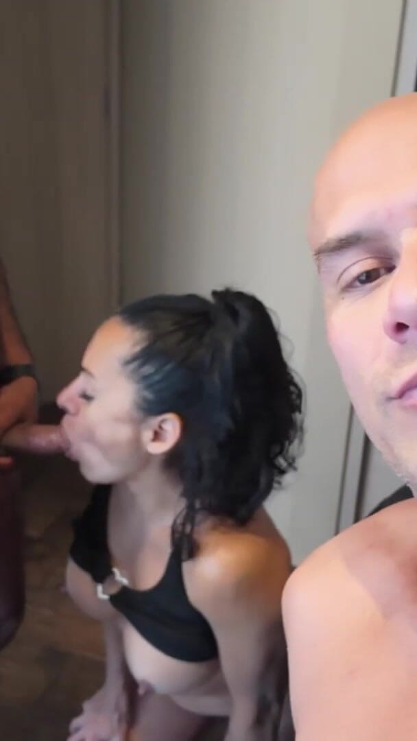 I_film_my_wife: Cuckold Condivide La Moglie Con Il Ragazzo Delle Consegne