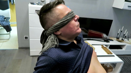 Master Drex: 圣诞节打耳光