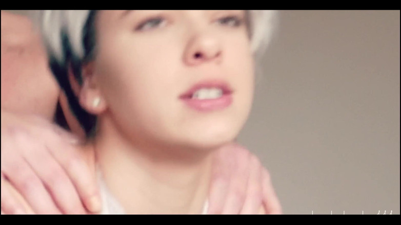 Samantha Flair: Baise avec les cheveux courts