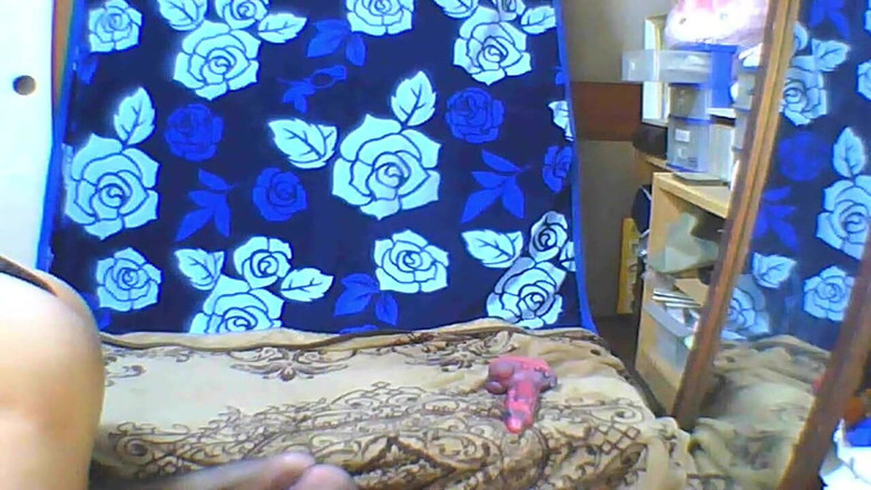 anakanakami: Uma travestra que é lasciva