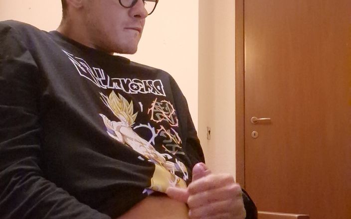 Fitguywithbigdick: Cumming Hard 10