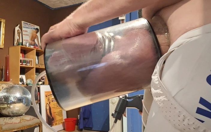 Monster_Meat_: Monsterpumping op 2 schermen sessie
