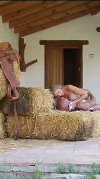 Vittoria Risi in Zorra la donna che voleva escobar SC 04 very hot scene
