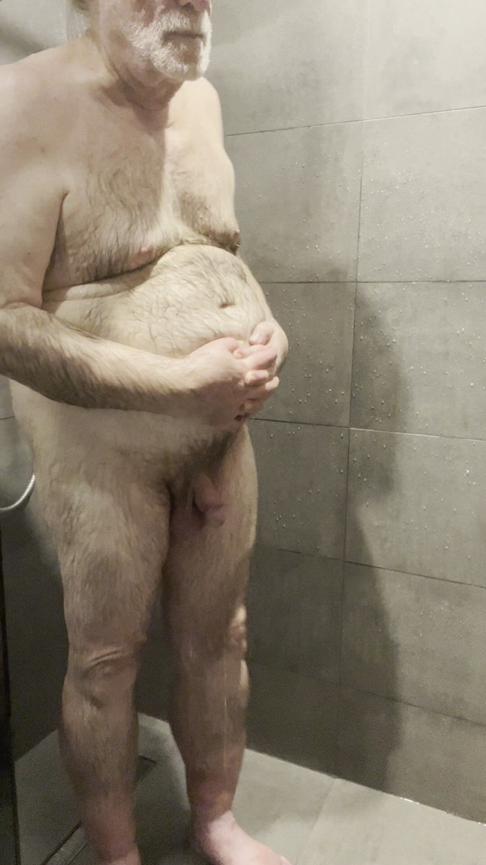 Coach Karl dude lodge: 2026 情人节淋浴时间 1