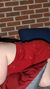 그녀는 너트를 더 빨리 시음하게 만든다고 말하기 때문에 빨라고 말하는 정액을 원해