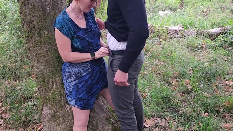 Sexymarghot: Exhib nature turns into a hot threesome
