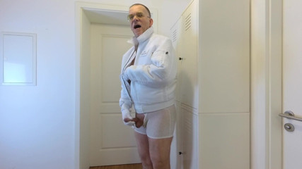 GERMANE_XL: White Alpha Hunk Berlin 7