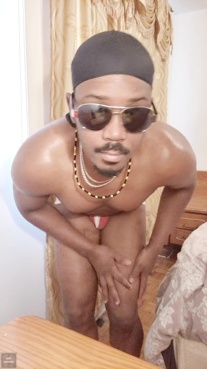 Soft Soleman: Applica la lozione sul mio corpo liscio e morbido (2025)