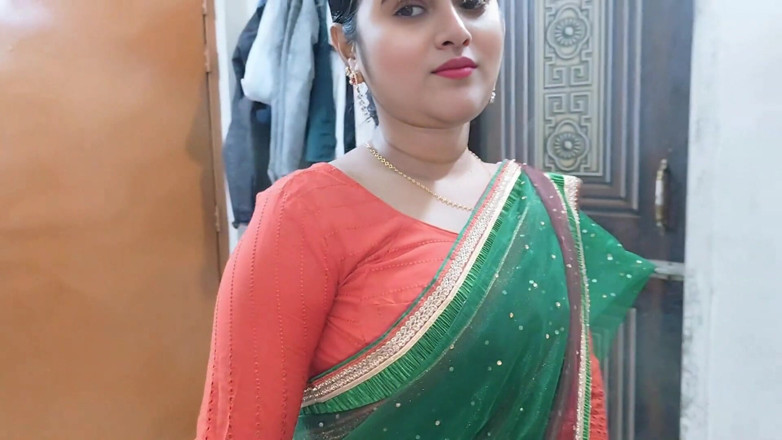 Your-Eshita: Video bhabhi desi panas yang cantik melancap sendiri.