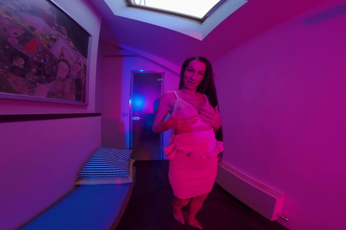 VRSexperts: Valentina Sierra - Di bawah lampu Neon - bermain telanjang miang