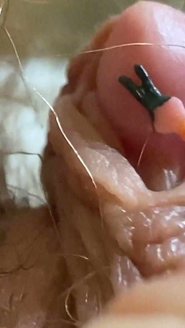 Cuteblonde666: Stor klitoris jätte med modell tåg människor extrem närbild