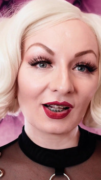 Compilație de videoclipuri ASMR: model fetiș sexy și milf Arya Grander mănuși medicale care sondează mănuși medicale