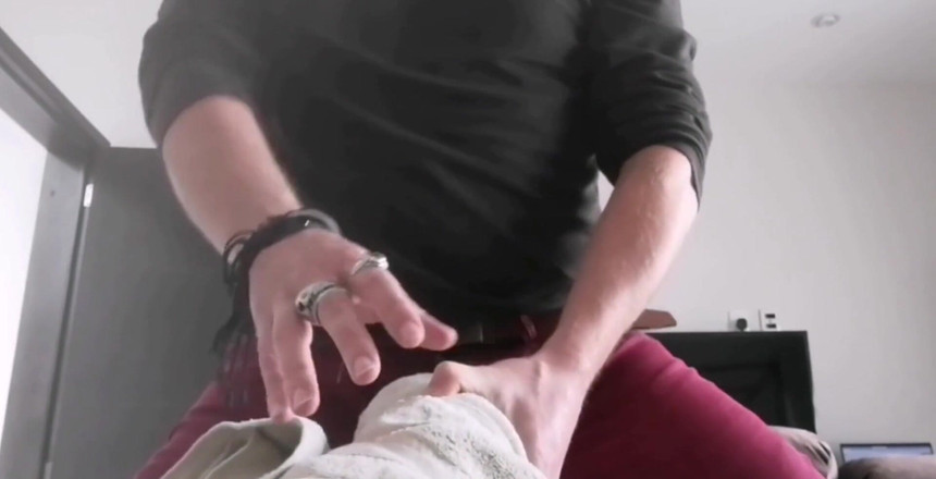 Dirty Talking Guy: 私は激しくファックするのが大好きです、このおもちゃではなくあなただったらいいのに