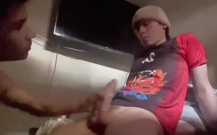 Icyhot707: Sucking My Friend in My Room