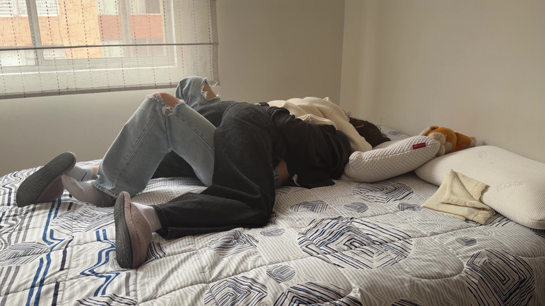 scarlettandc: Ne frecăm unul peste altul