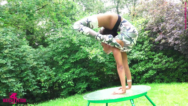 Gymnastic: Akrobatik im Freien
