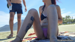 ksalnovinhos: Wanita berkahwin Benarkan Jurujual Losyen Suntan Memohon Losyen Suntan ke...