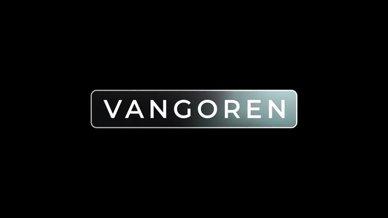 Vangoren: MILF Ani Blackfox uwielbia brać kutasa w dupę