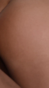 흑인 대물 애널을 갈망하는 쌓인 GILF