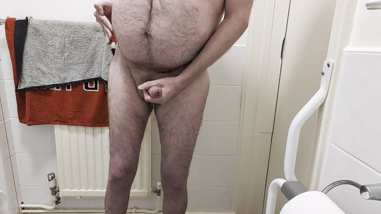 Cj43: 내 큰 자지를 가지고 노는 중