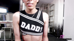 Pure TS and Becoming Femme: Děvka roztleskávačka saje ptáka