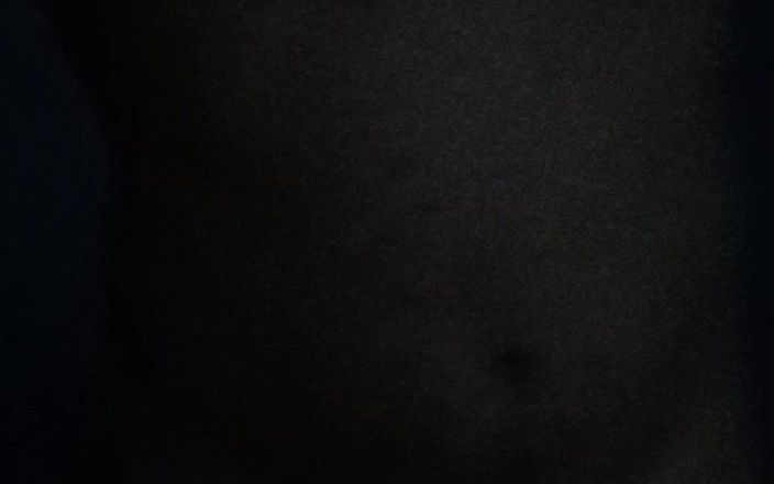 Deepthroat260: Teşhirci gecesi açık havada çıplak çocuk yürüyor