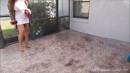 Nasty Girlfriends: Ošklivá Sofia znovu drtí auta s hračkičkami !!