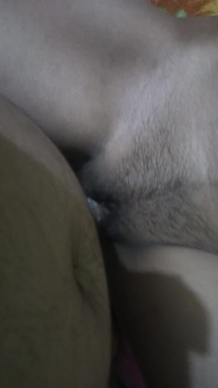 pooja99999: Desi Soniya Bhabhi Ne Pyas Bujhai