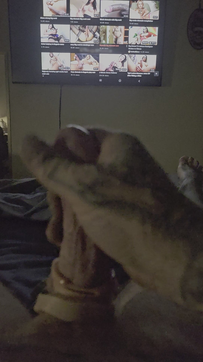 Complicated Buzz studios: Birkaç gün kenar yaptıktan sonra vızıltı için büyük boşalma