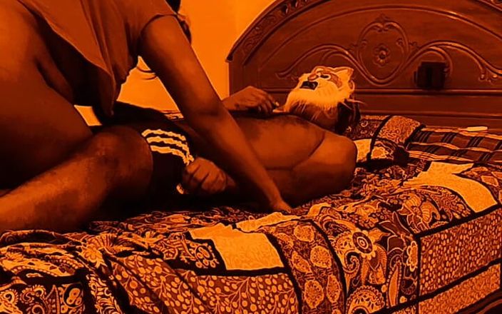 akashprimex790: कामुक देवर हग कमशॉट के साथ बड़ी गांड वाली खूबसूरत नवविवाहित भाभी को जोरदार चोदता है