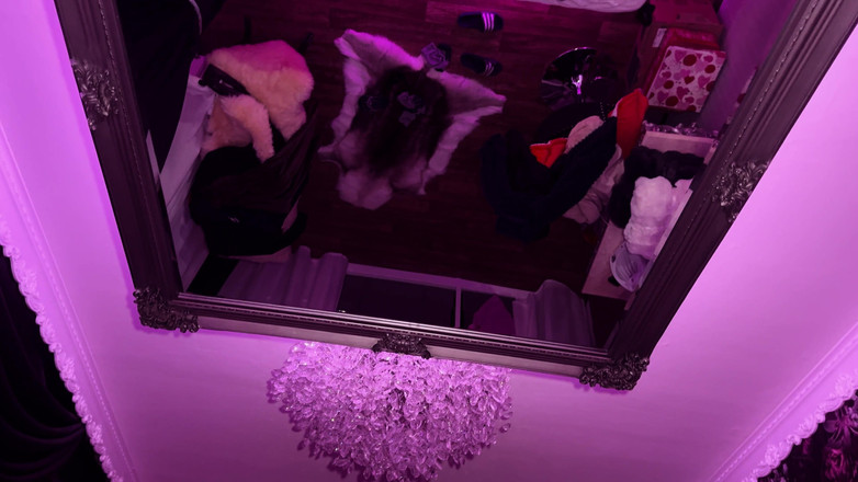 MissAlessaMilano: 16. 2025年降临节日历——通过口交和骑行醒来