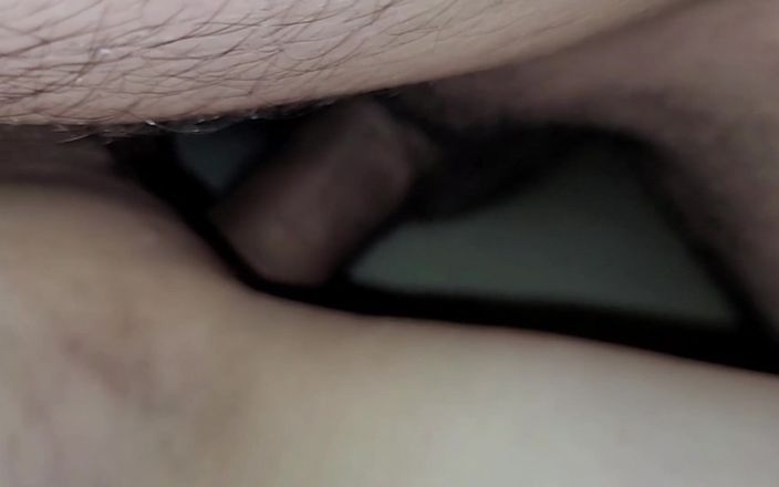 Realamateurs: Он трахает меня и наполняет мою киску вкусным кримпаем